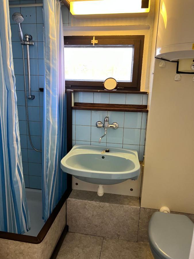 Urige Berghuette Mit Kamin Und Sauna Im Erzgebirge Nahe Schwarzwassertal Pobershau Exterior foto